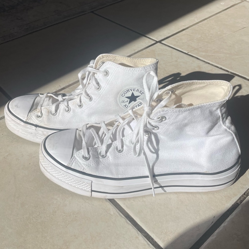 White Platform Hightop Converse Chuck Taylor